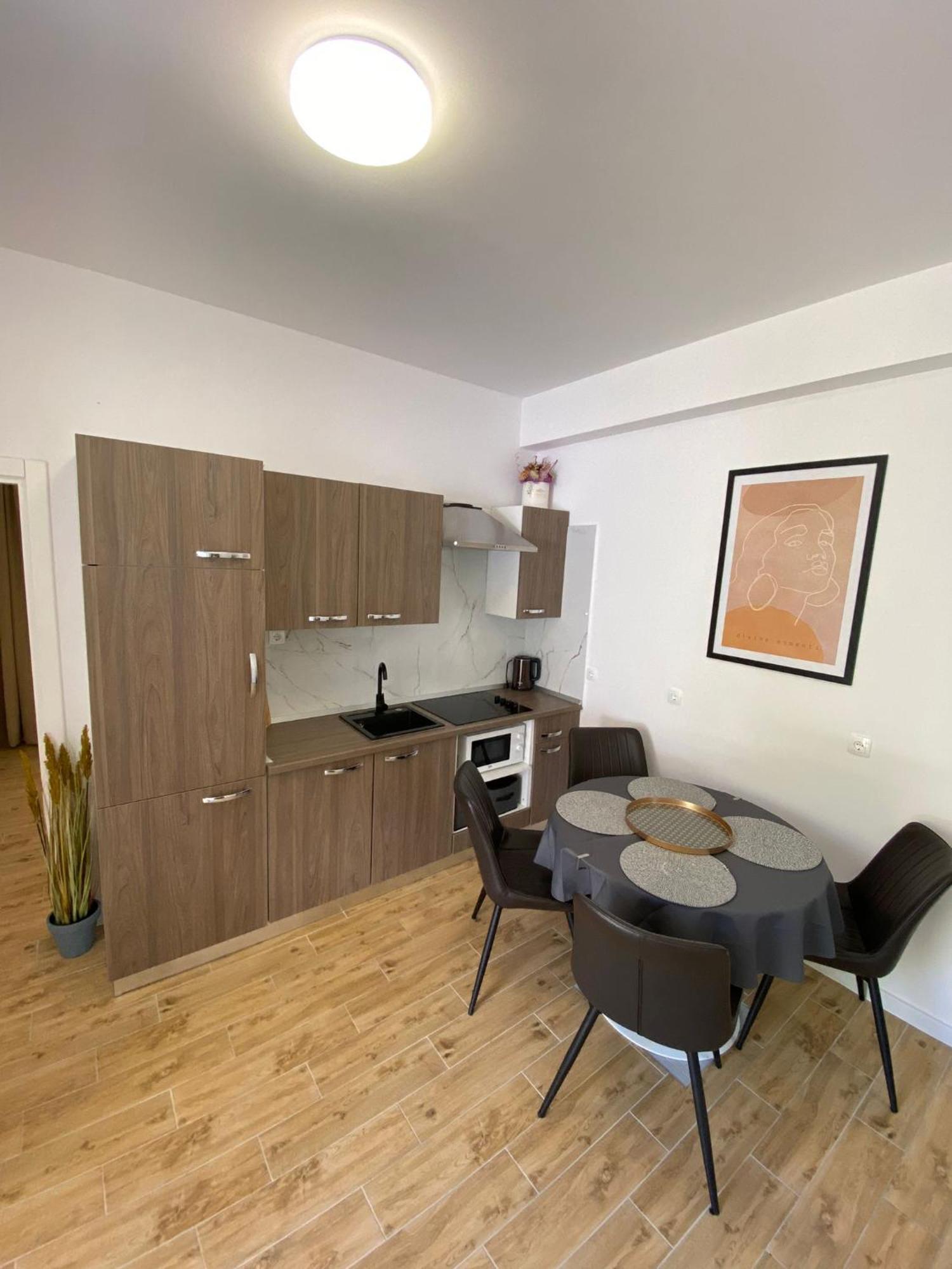 Apartmani Roko 드레베니크 외부 사진