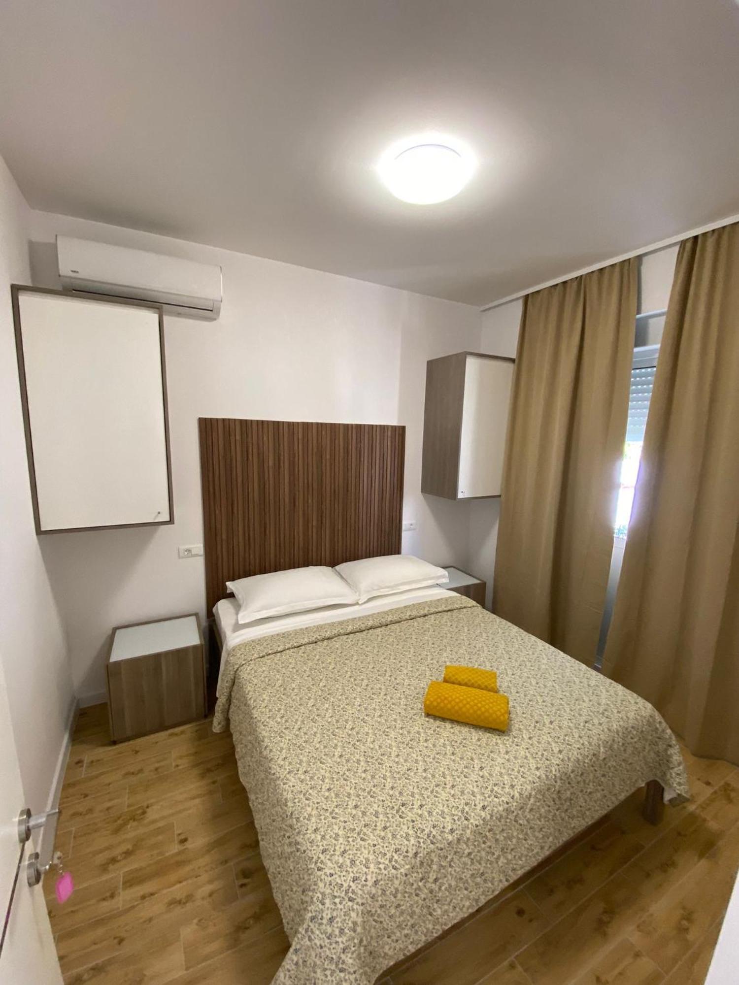 Apartmani Roko 드레베니크 외부 사진