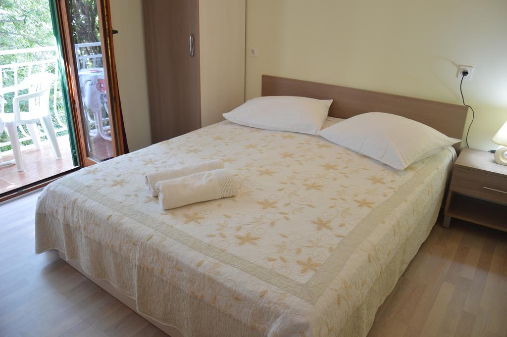 Apartmani Roko 드레베니크 외부 사진