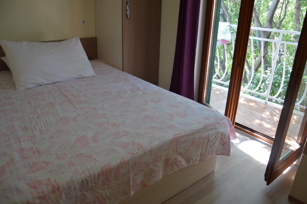 Apartmani Roko 드레베니크 외부 사진