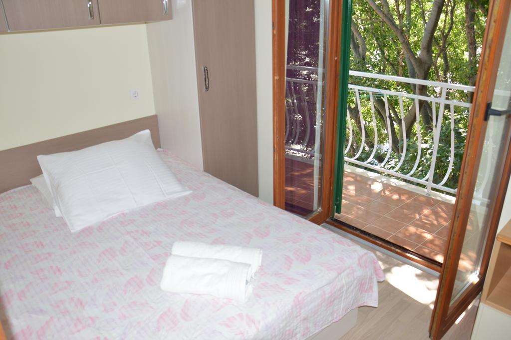 Apartmani Roko 드레베니크 외부 사진