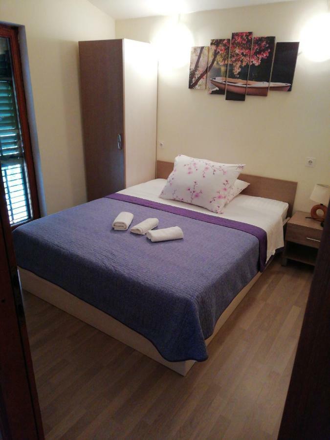 Apartmani Roko 드레베니크 외부 사진