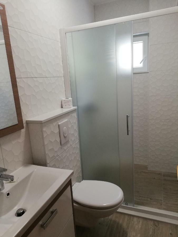 Apartmani Roko 드레베니크 외부 사진